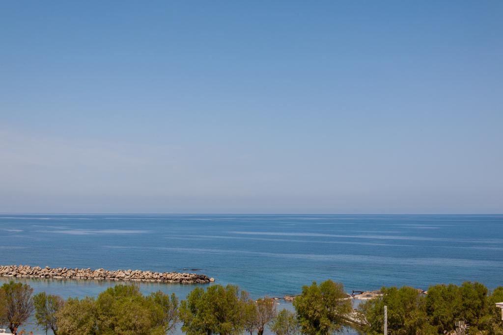 Stefan'S Penthouse Chrissi Akti Chania Exterior foto